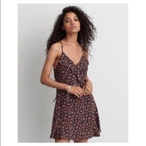 American eagle lace up back floral dress